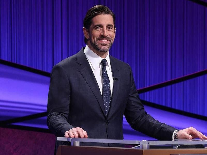 Aaron Rodgers hosting Jeopardy!
