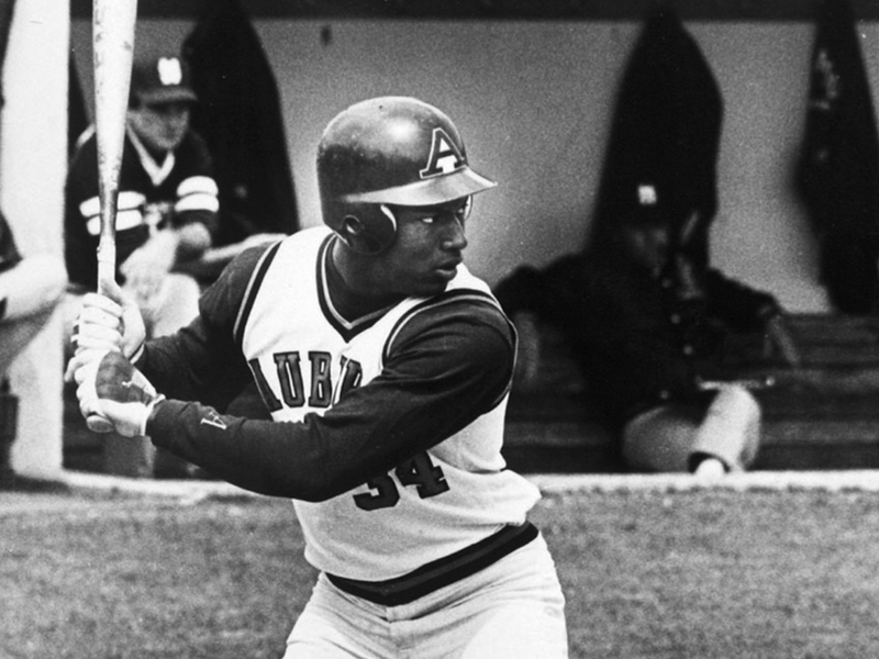 Auburn baseball player Bo Jackson
