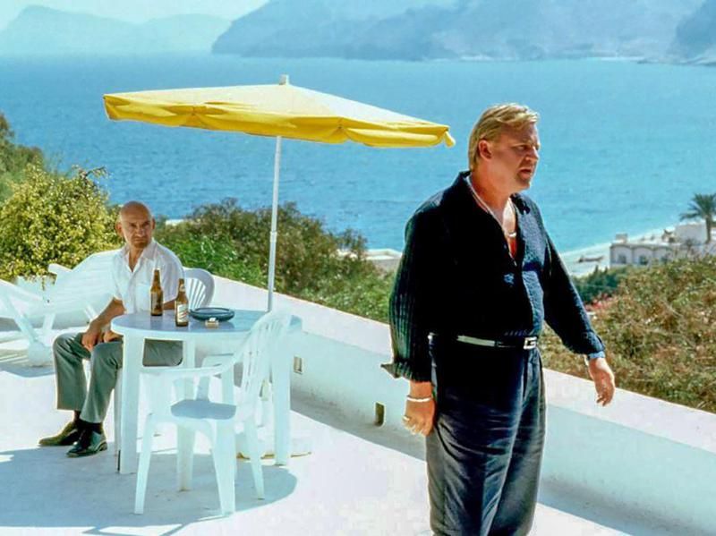 Ben Kingsley and Ray Winstone in Sexy Beast (2000)