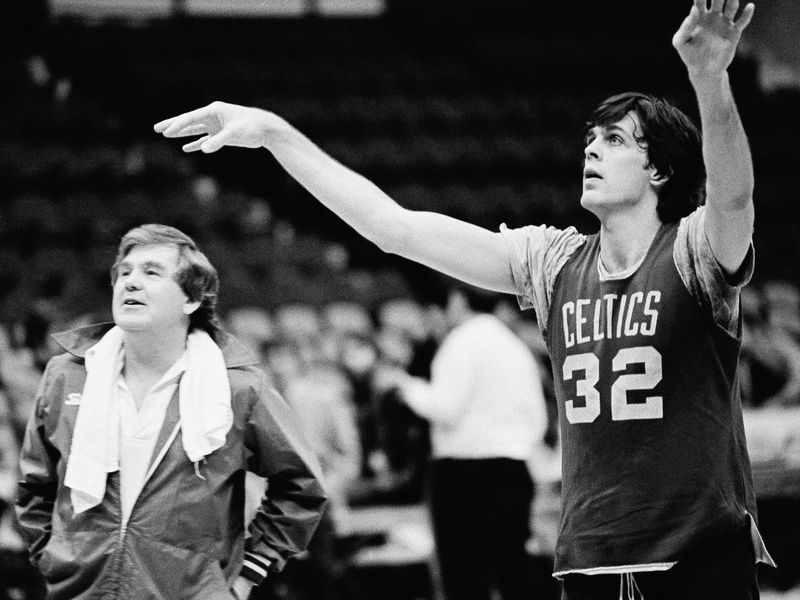 Bill Fitch advises Kevin McHale