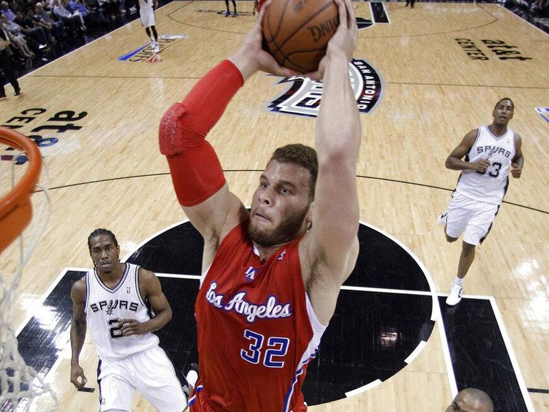Blake Griffin dunking against the San Antonio Spurs