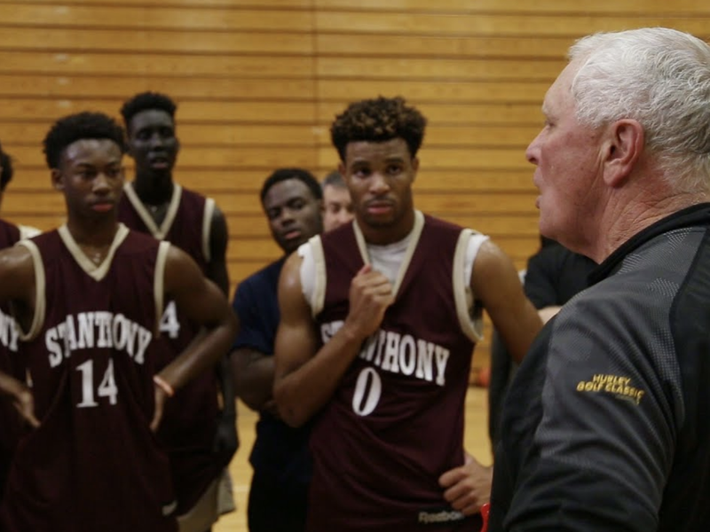 Bob Hurley and St. Anthony team