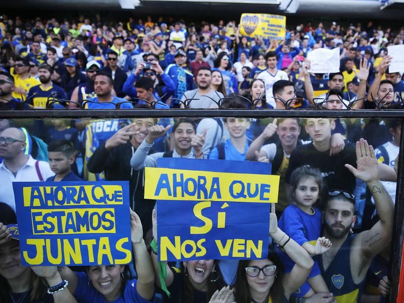 Boca Juniors fans