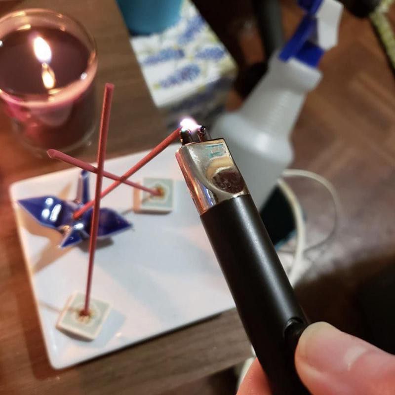 Candle lighter