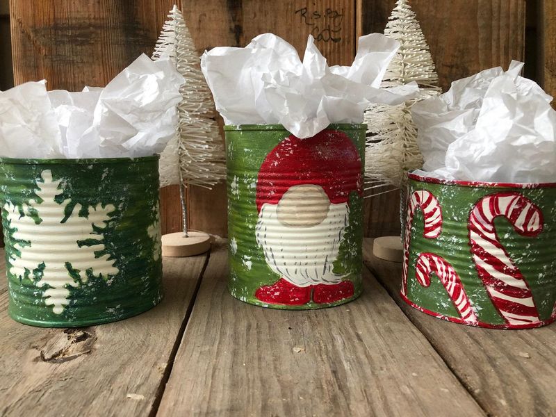 Cans as alternatives to christmas wrapping paper