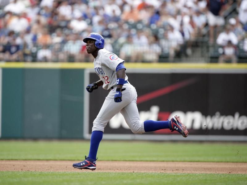 Chicago Cubs' Alfonso Soriano breaks for second base