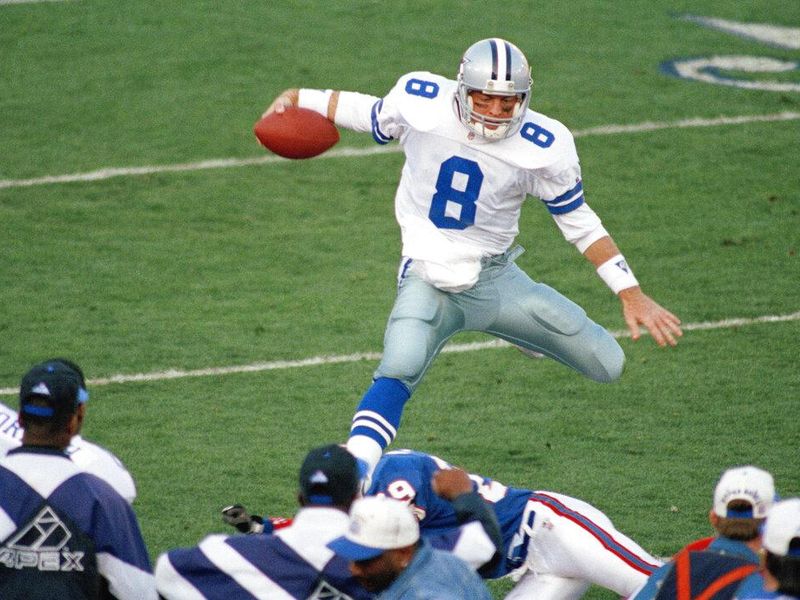 Dallas Cowboys quarterback Troy Aikman