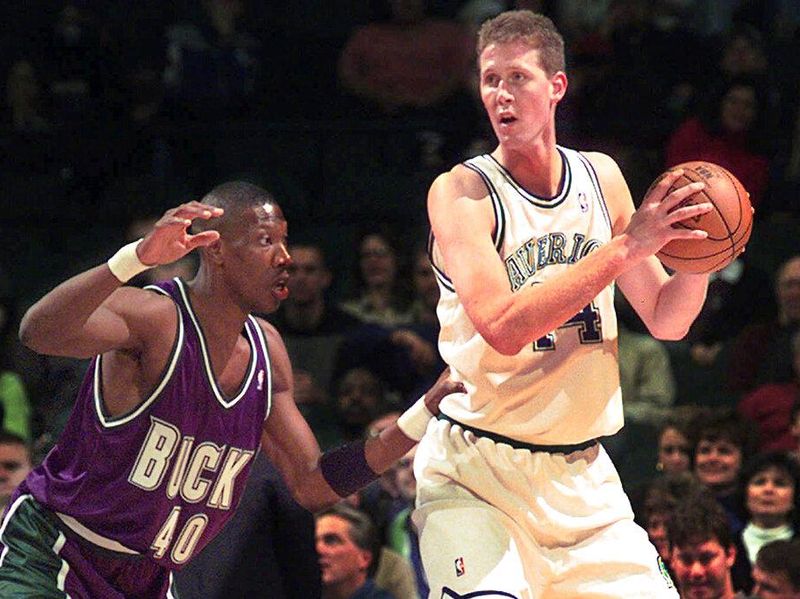 Dallas Mavericks center Shawn Bradley is one of the Tallest NBA Players