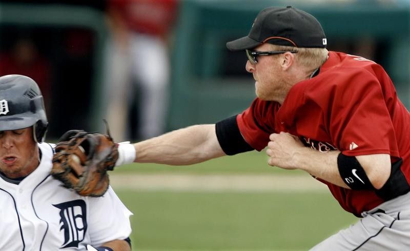 Darin Erstad Tags Out Brent Cleven