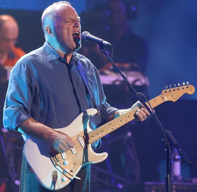 David Gilmour in 2004