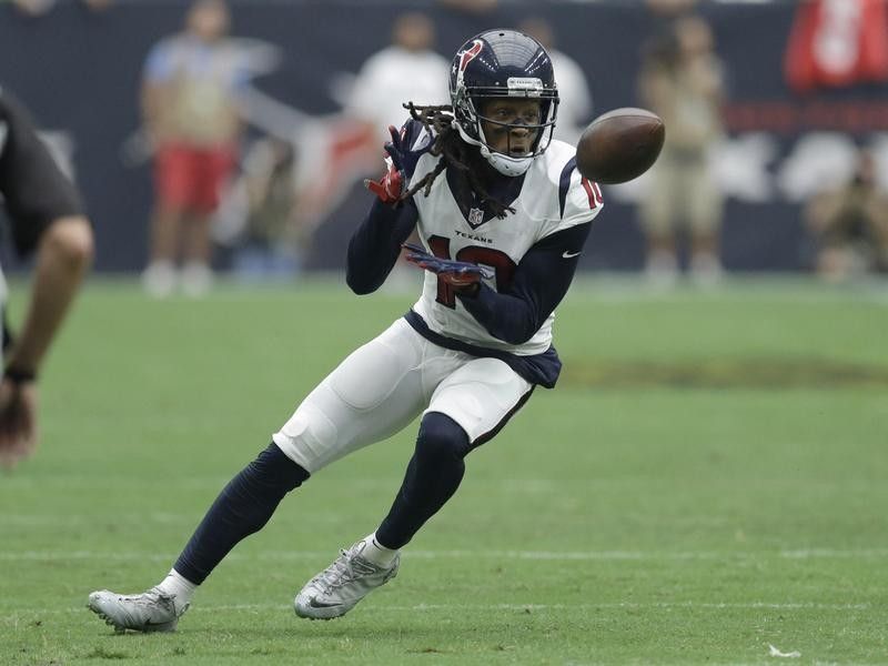 DeAndre Hopkins catches pass with Houston Texans