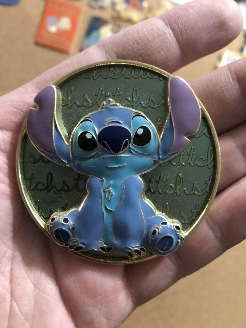 Disney Cursive Cuties Stitch Pin