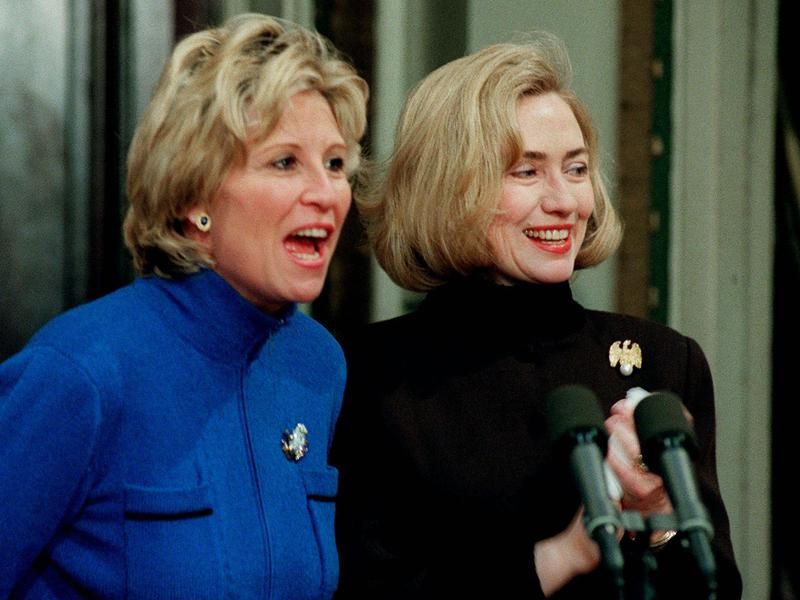 Donna de Varona and Hillary Clinton