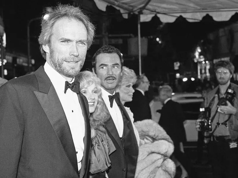 Clint Eastwood, with Sondra Locke (center left), Burt Reynolds (center right) and Loni Anderson (right), arrives for the 1984 premiere of the film “City Heat”  in Los Angeles.