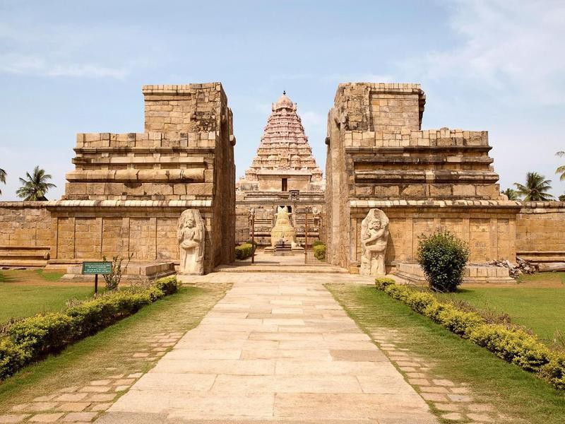 Entrance, Brihadisvara Temple