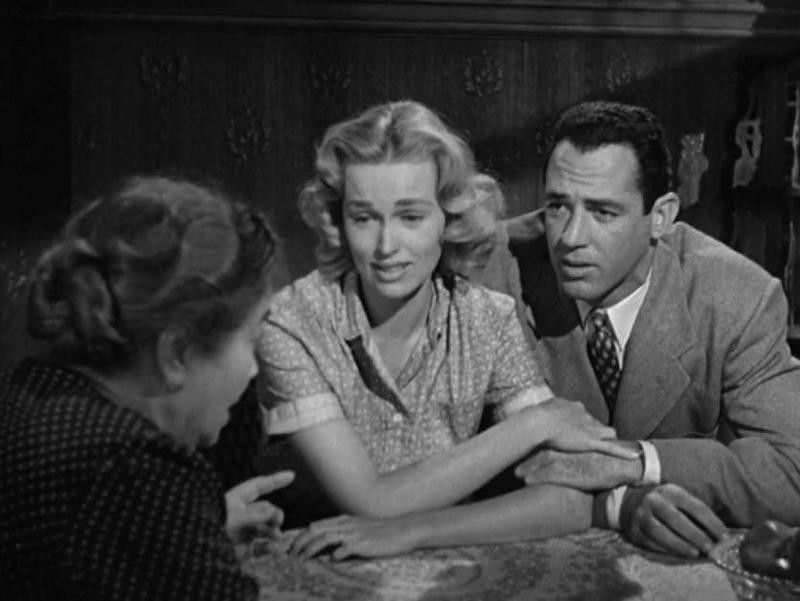 Esther Minciotti, Jerry Paris, and Karen Steele conversing in Marty