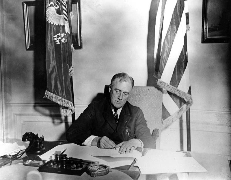 FDR Signing the Emergency Banking Act