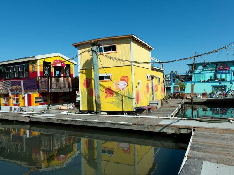 Floating houses in Richardson Bay