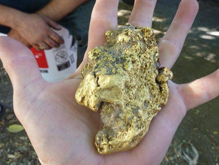 Gold prospecting in Jamestown, California