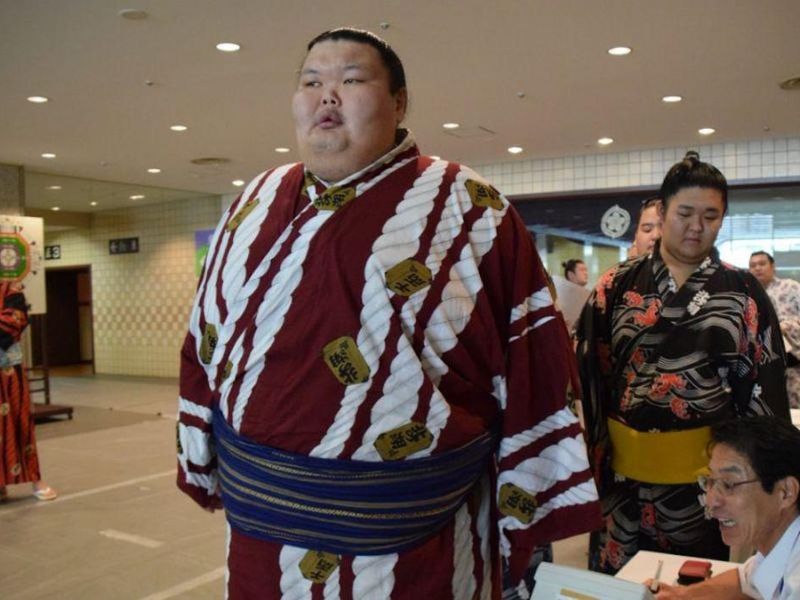Heaviest Sumo Wrestler: Orora