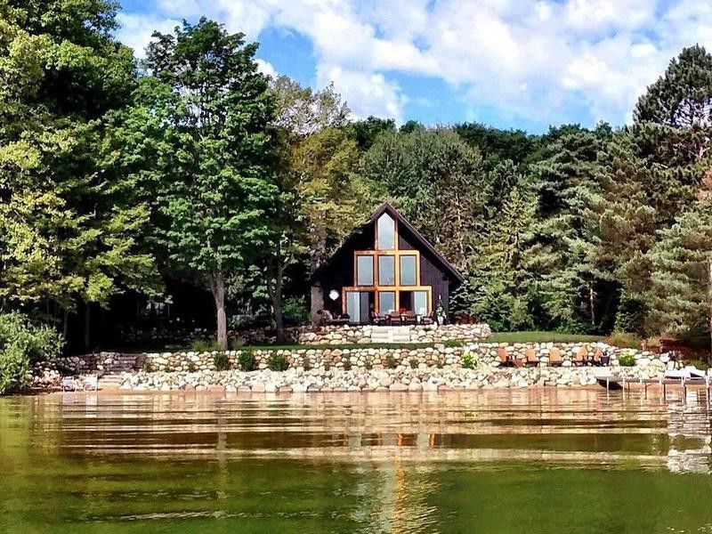 House on Lake Bellaire, Michigan