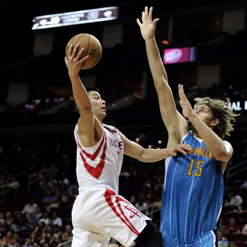 Houston Rockets' Jeremy Lin goes to basket
