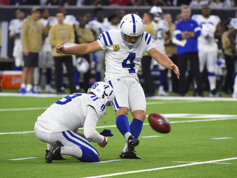 Indianapolis Colts kicker Adam Vinatieri kicks field goal against Houston Texans