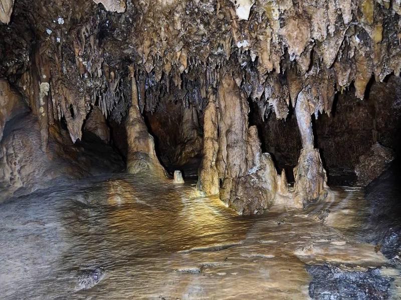 Inside Kickapoo Cavern