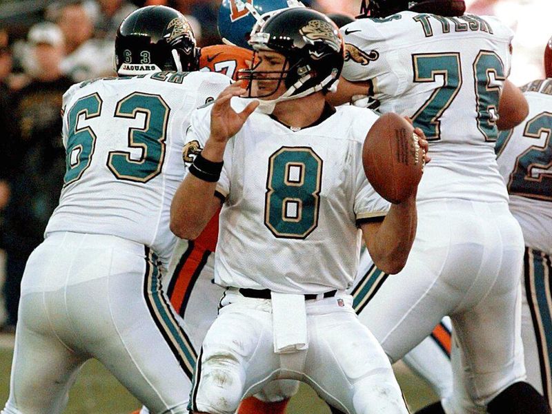 Jacksonville Jaguars quarterback Mark Brunell