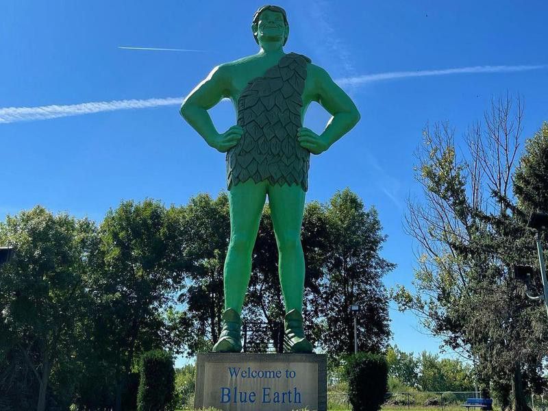 Jolly Green Giant Statue