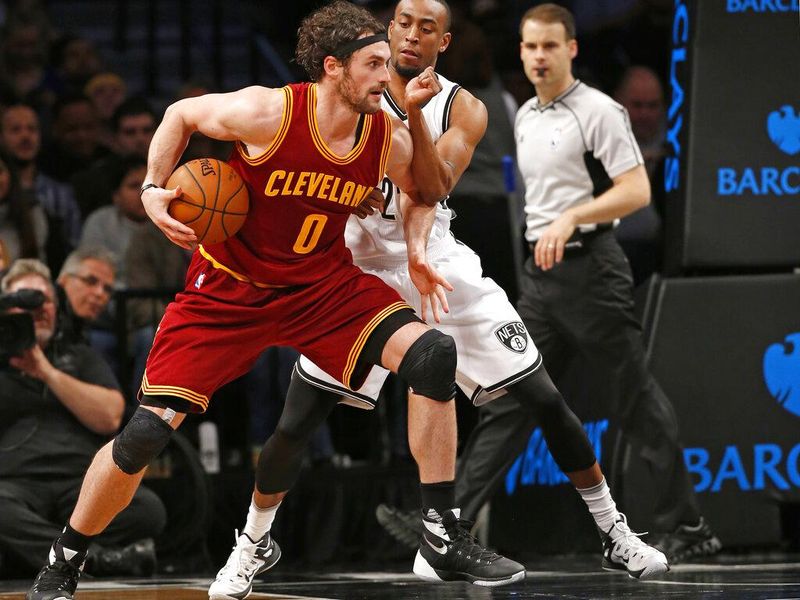 Kevin Love with the ball