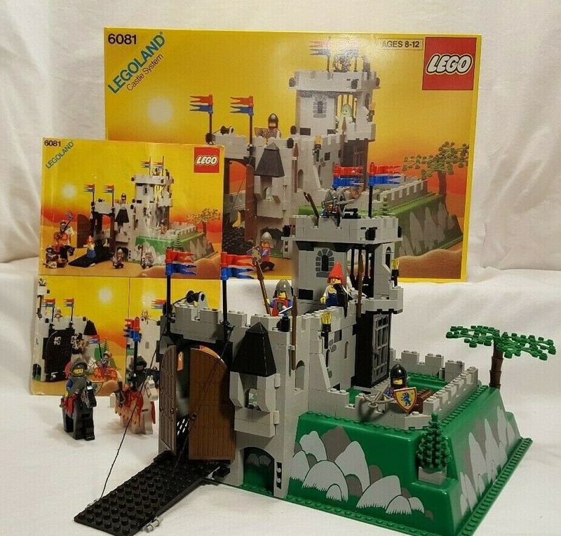 King's Mountain Fortress Lego set