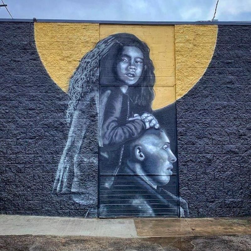 Kobe Bryant and Gianna Bryant mural in Inglewood