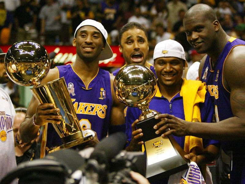 Kobe Bryant celebrating with the Lakers