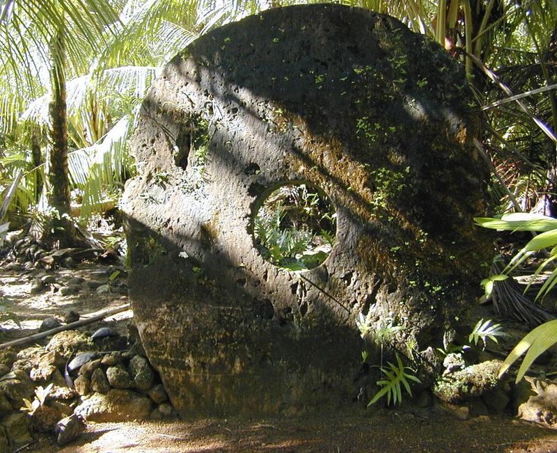 Large rai stone