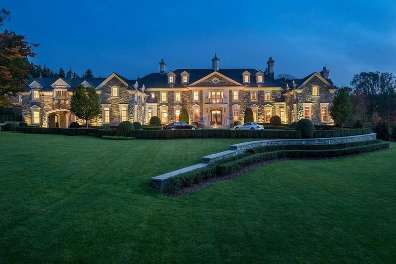 Mansion in Alpine, New Jersey