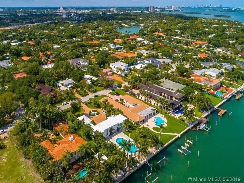 Mansions in Miami, Florida