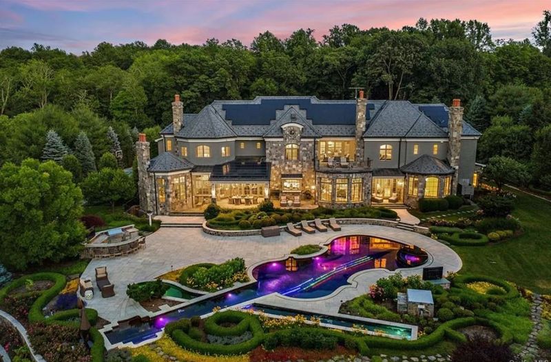 Mariah Carey's quarantine mansion