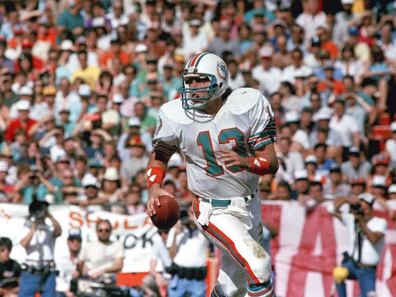 Miami Dolphins quarterback Dan Marino