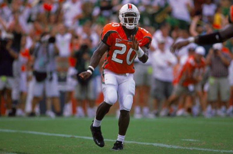 Miami Hurricanes running back Shannon Crowell