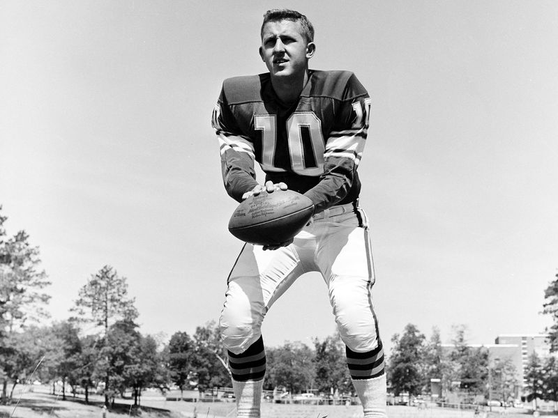 Minnesota Vikings quarterback Fran Tarkenton