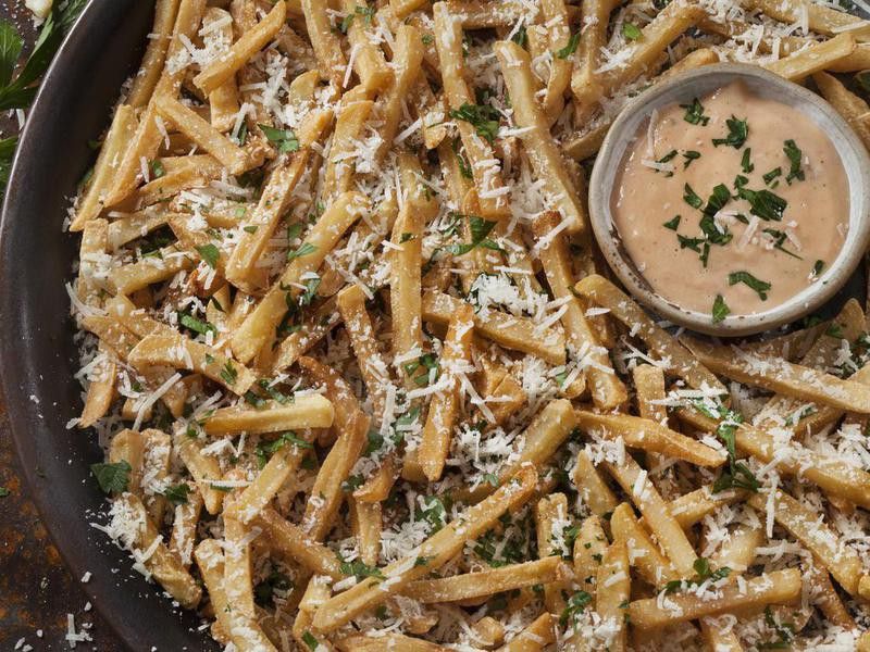 Parmesan Garlic Fries with Mayo Dip