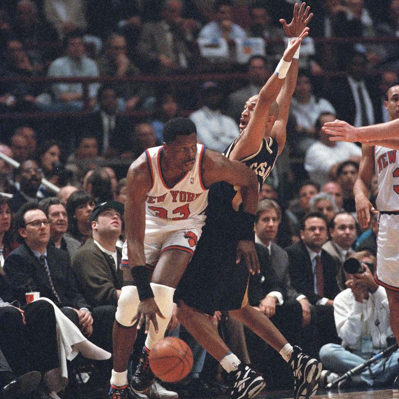 Patrick Ewing in action