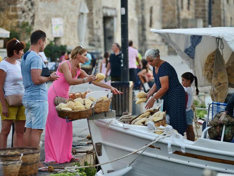 People trade natural sponges in Chania Crete