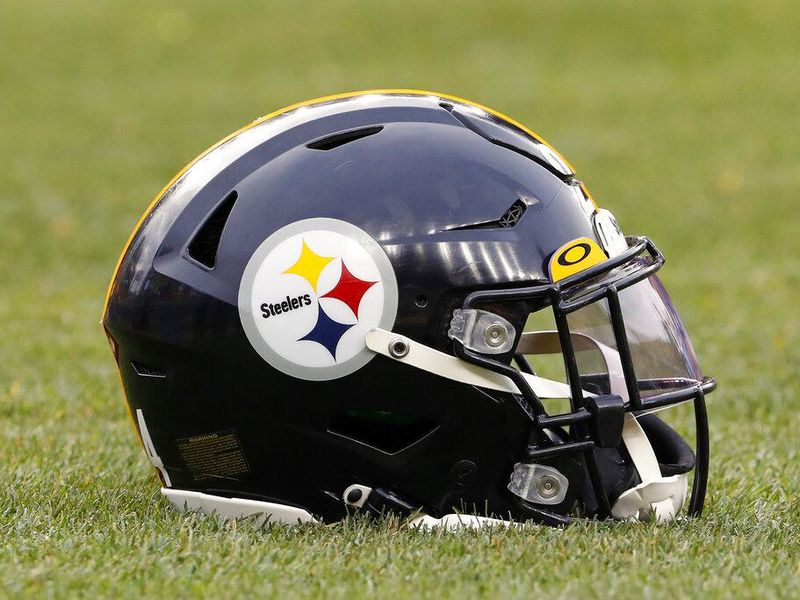 Pittsburgh Steelers logo on helmet