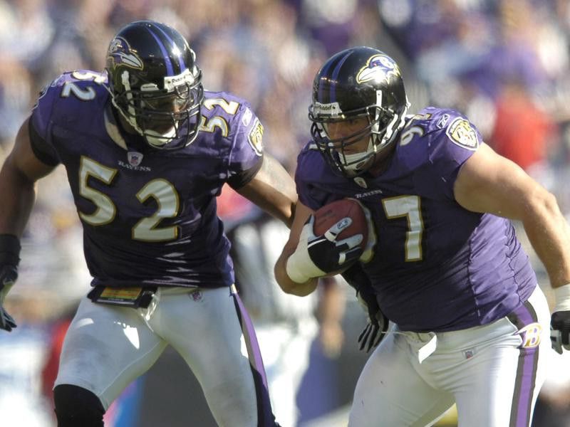 Ray Lewis (left) and Kelly Gregg