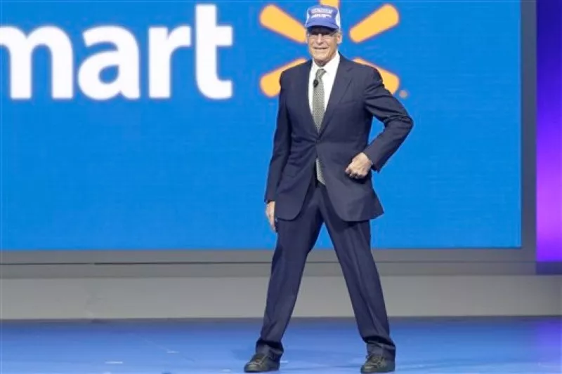 Rob Walton at Walmart shareholder meeting in 2015.