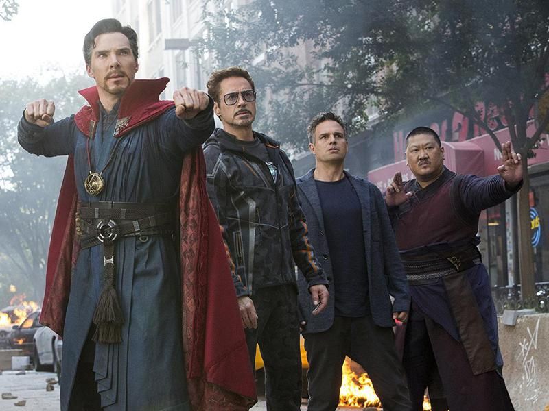 Robert Downey Jr., Mark Ruffalo, Benedict Wong, and Benedict Cumberbatch in Avengers: Infinity War (2018)