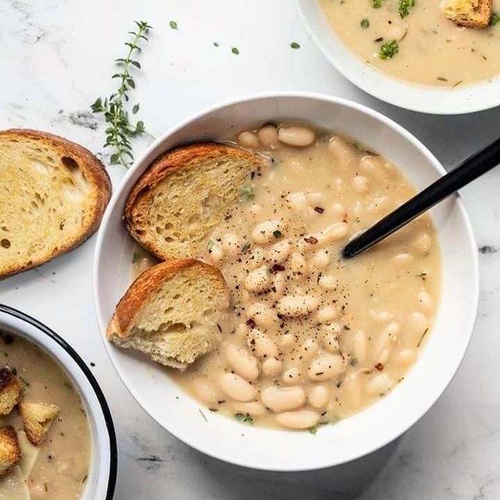 Rosemary garlic white bean soup