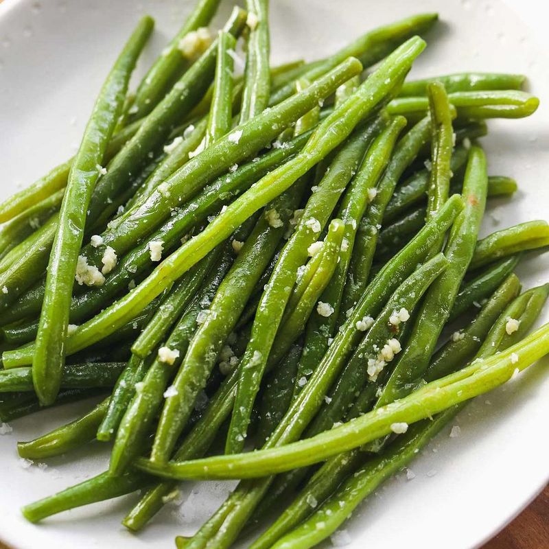 Simple Garlic Green Beans